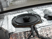 Установка акустики Morel Tempo Coax 6 в Nissan Almera N16